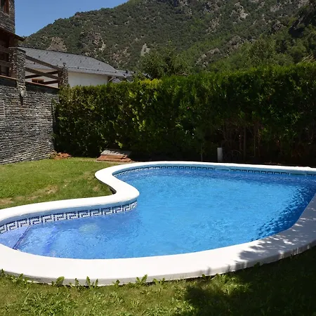 ゲストハウス Pensio Samarra 3*