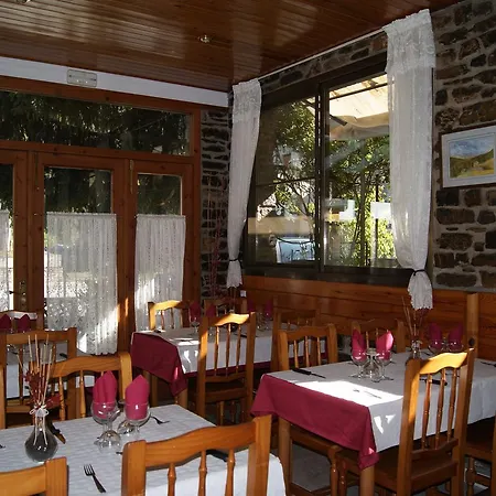 Pensio Samarra Πανσιόν 3*